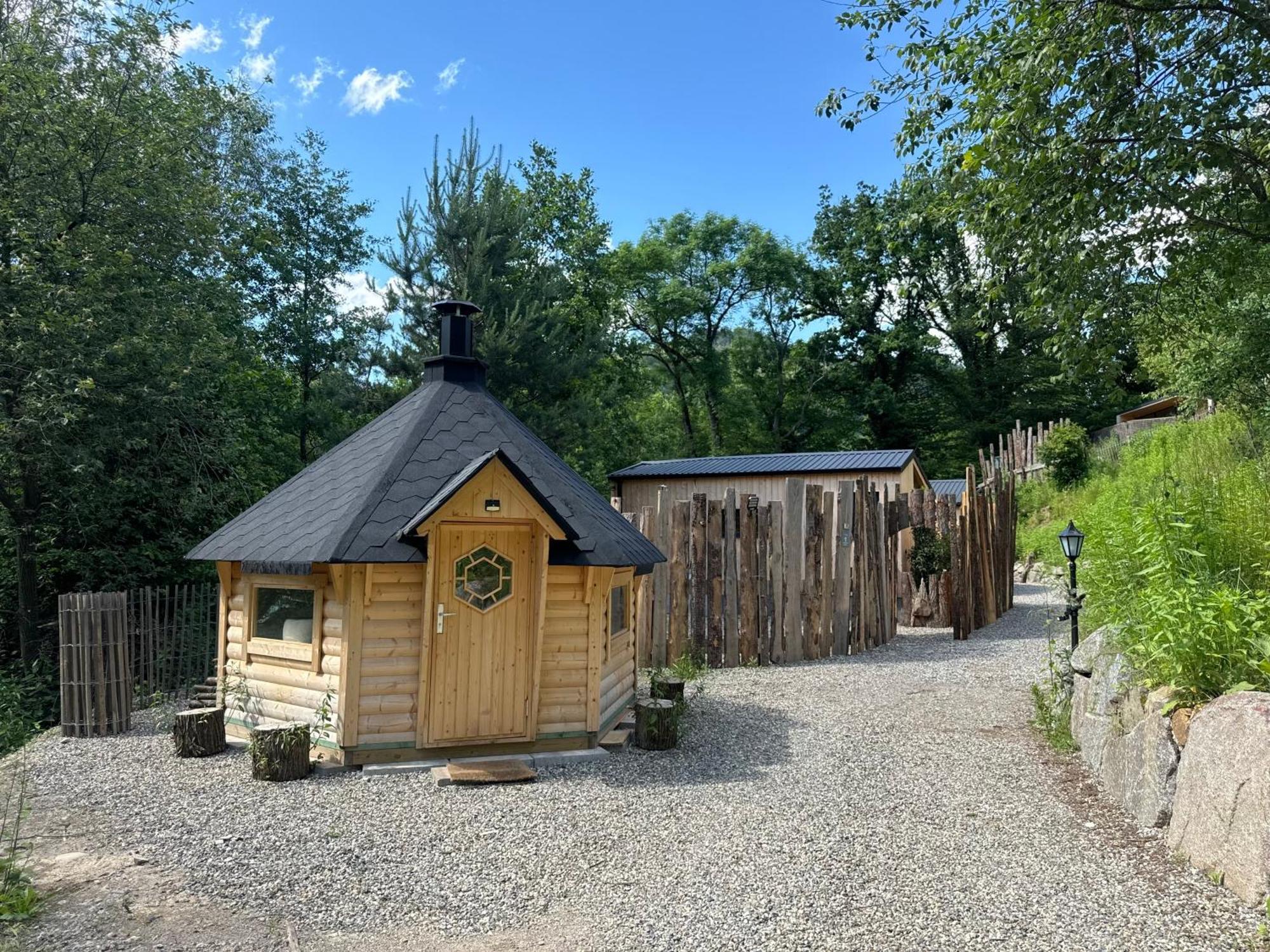 Domaine Des Constellations - Tiny & Bains Nordiques Ferienhaus *